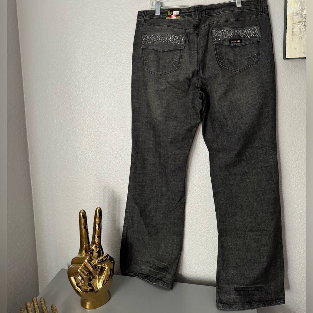 NWT Sasson ⭐️ Stardust Vintage 90’s Jeans With Rhinestones & Embroidery.  S-16.
